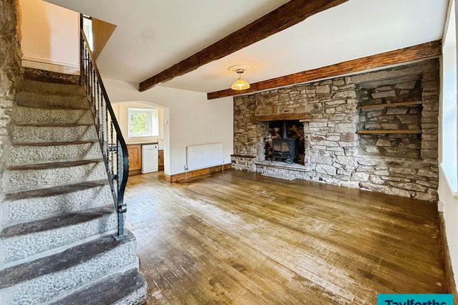 24 Town Head, Barnoldswick photo 3