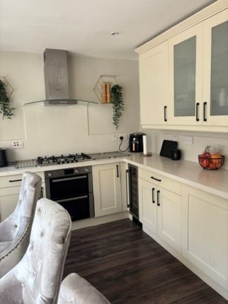 9 Kinmel Close, LIVERPOOL photo 5