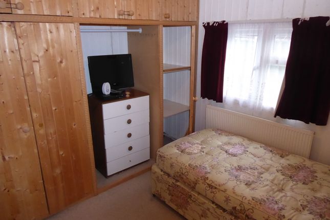 Mobile/park home for sale in Wards Mobile Home Park Way, Marston, Oxford, Oxfordshire