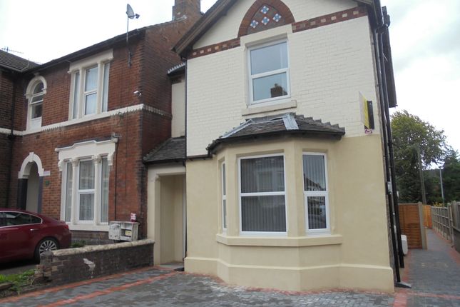 Thumbnail Flat to rent in Gladstone Street, Basford, Stoke On Trent, Staffordshire