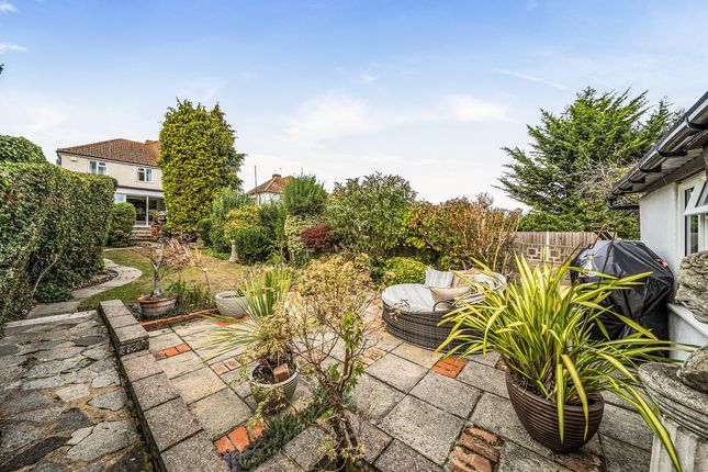 69, Thong Lane, Gravesend photo 4