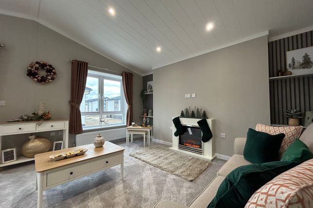 The Image, Sandy Bay, Thorney Bay Road, Canvey Island photo 2