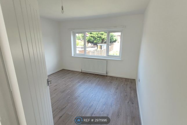 Evers St, Brierley Hill photo 5