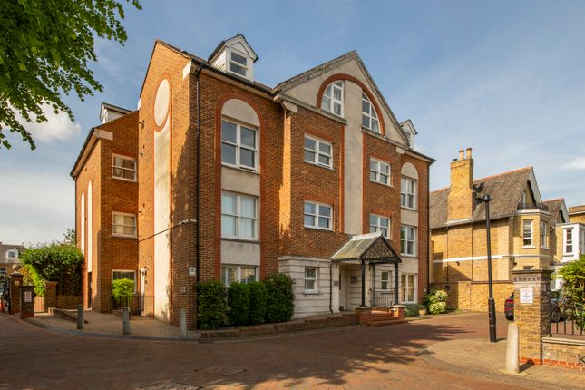 Thumbnail Flat for sale in Kendal Place, East Putney