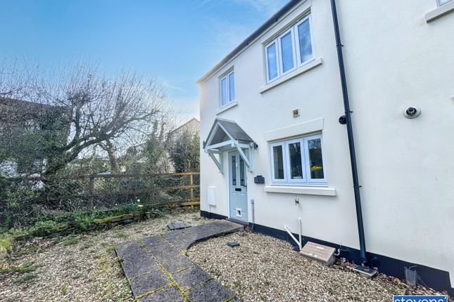 11, Hooper Close, Okehampton photo 3