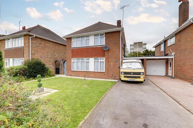 Link-detached house for sale in Cumberland Avenue, Goring-By-Sea, Worthing