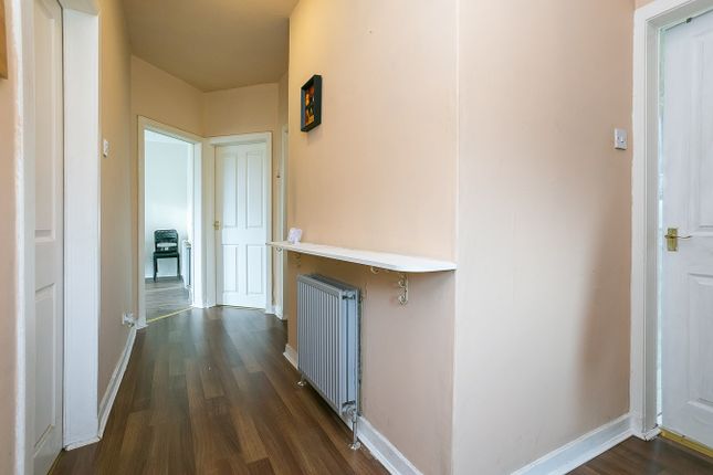Flat for sale in Carnwadric Road, Thornliebank, Glasgow