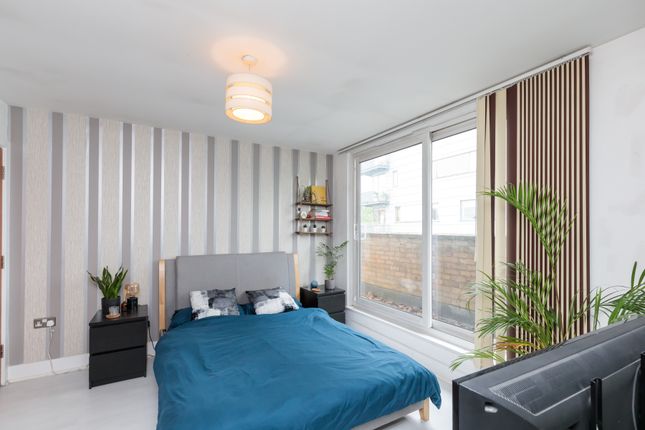Duplex to rent in Spa Road, Bermondsey