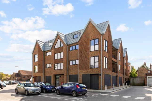 Thumbnail Flat for sale in Circus, Crescent Way, Burgess Hill