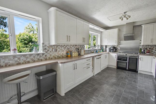 37 Upcott Valley, Okehampton photo 2