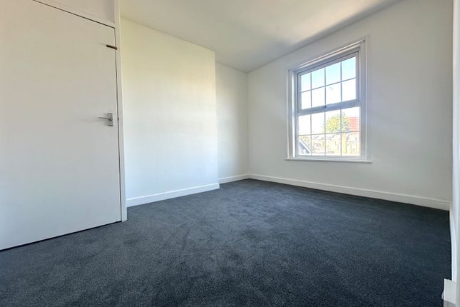 13, Abbots Hill, Kent photo 3