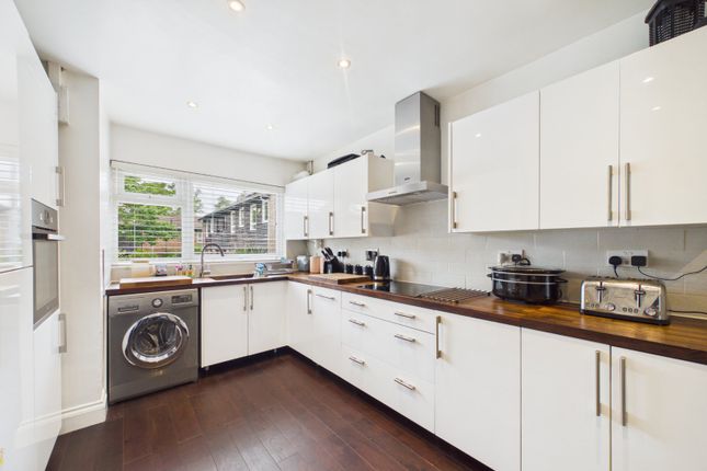 79, Inchwood, Bracknell photo 2
