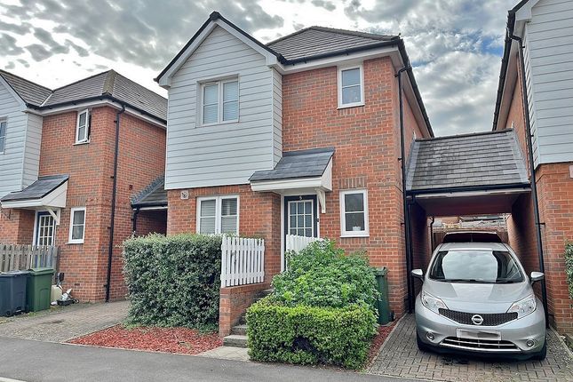 Link-detached house for sale in Acorn Drive, Horndean, Waterlooville