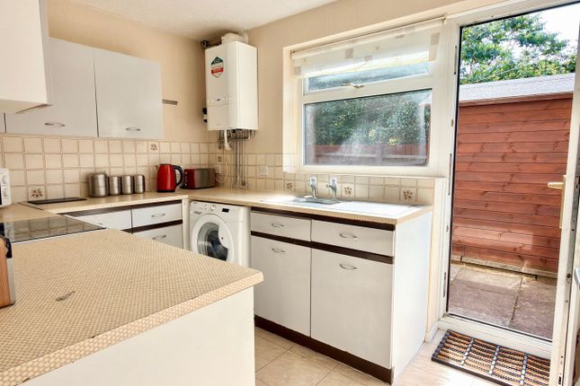 11, Gupshill Close, Tewkesbury photo 3