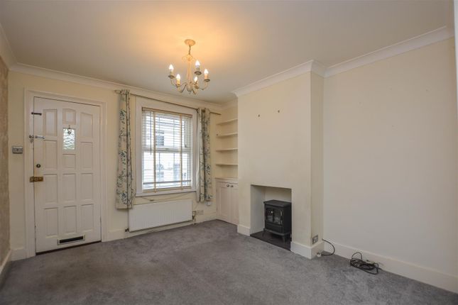 16, St. Peters Road, Brentwood photo 2