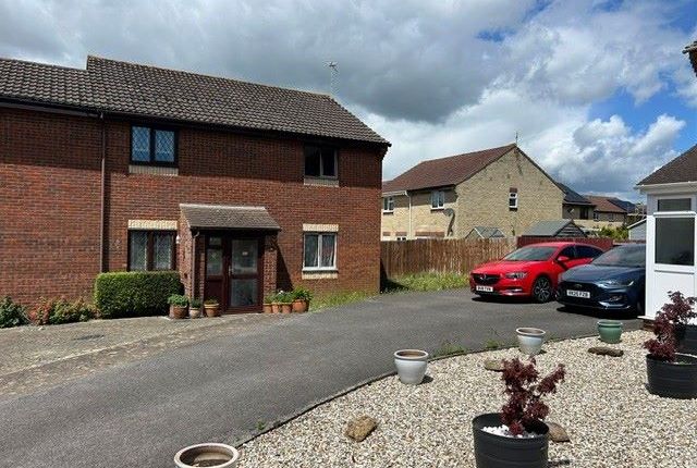 11, Partridge Close, Stonehouse photo 2