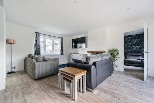 47, Salts Avenue, Maidstone photo 5