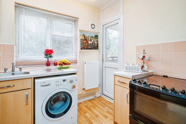 Flat for sale in Orchard Croft, Harlow