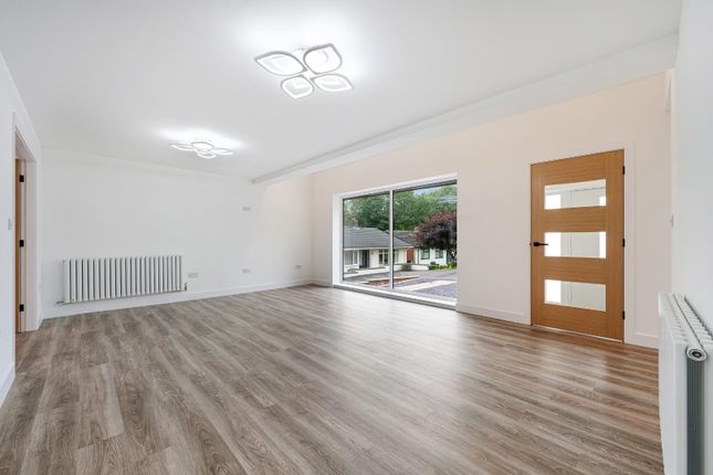 15, Marabou Drive, Darwen photo 4