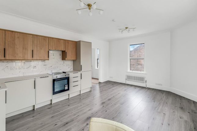64, Ashville Road, London photo 3
