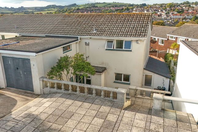 3-bed semi-detached on 2, Westleat Avenue, Paignton, £250,000