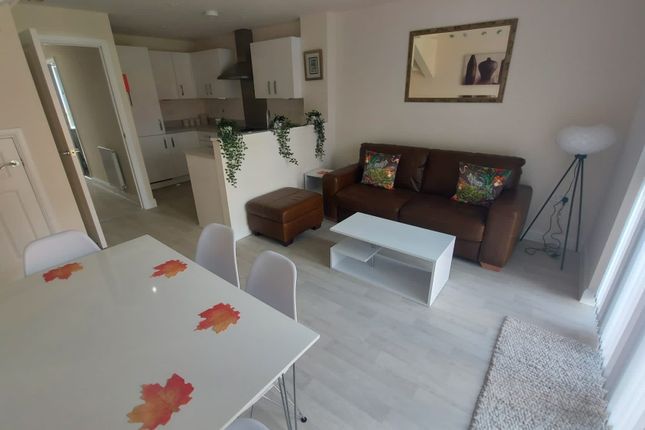 Property to rent in Lapwing Place, Coventry