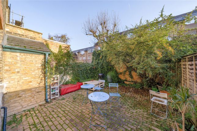 Terraced house for sale in Lime Grove, London