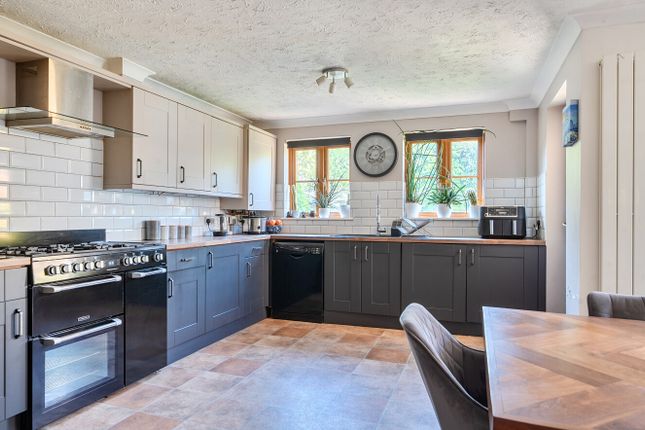 12, Waterleaze, Somerset photo 4