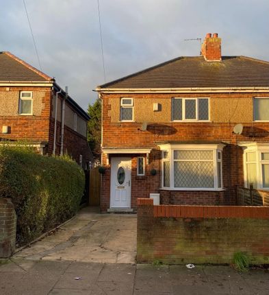 Thumbnail Semi-detached house to rent in Chelmsford Avenue, Grimsby