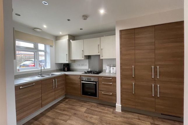 Norville Drive, Stoke-On-Trent photo 4