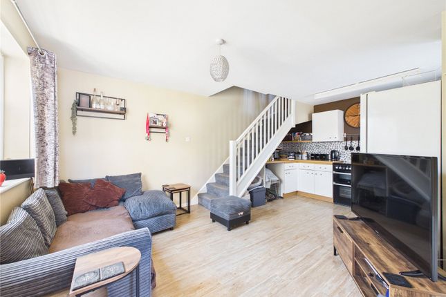 14, Winsbury Way, Bristol photo 2