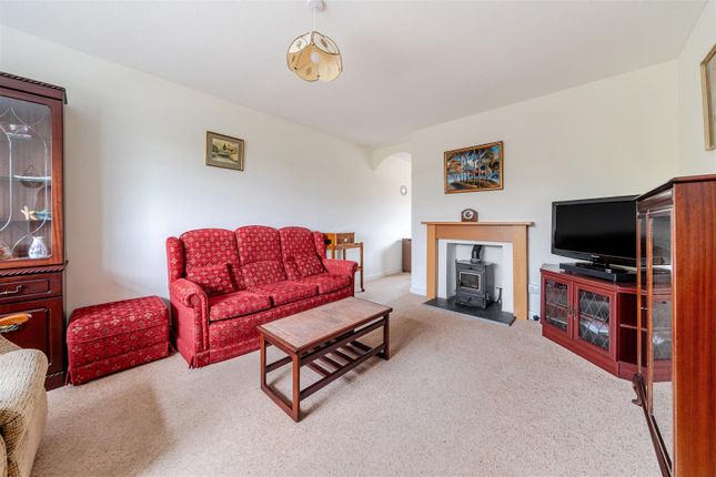 22, Huntham Close, Taunton photo 4