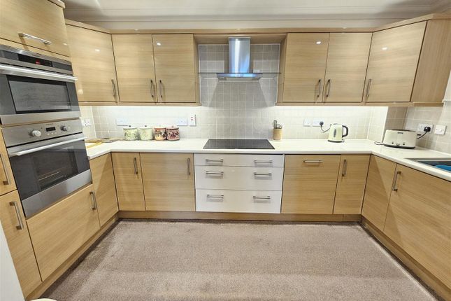 9 Woodcroft, Crapstone, Yelverton photo 3