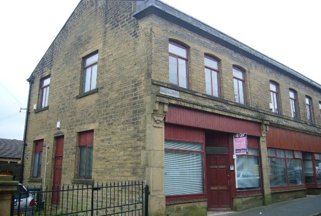 Thumbnail Flat to rent in Flat 6, Market Street, Thornton, Bradford