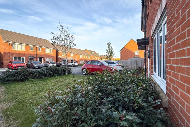 5, Buckthorn Drive, Stoke-On-Trent photo 4