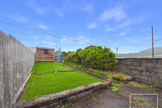 34, Rosser Street, Pontypridd photo 4