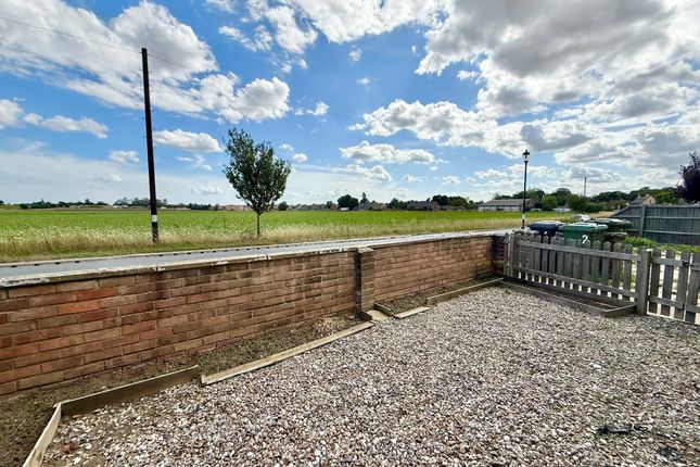 2 Thurne Court, Somerton Road, Great Yarmouth photo 2