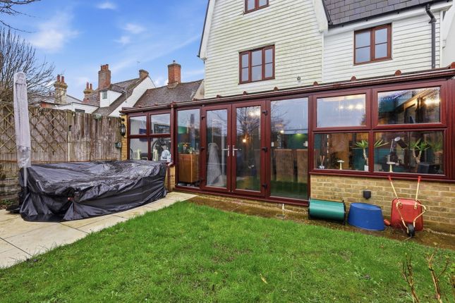2, Hall Cottages, Roydon photo 3