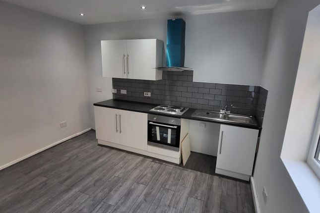 Flat 11, 60-62, Delaunays Road, Manchester photo 3