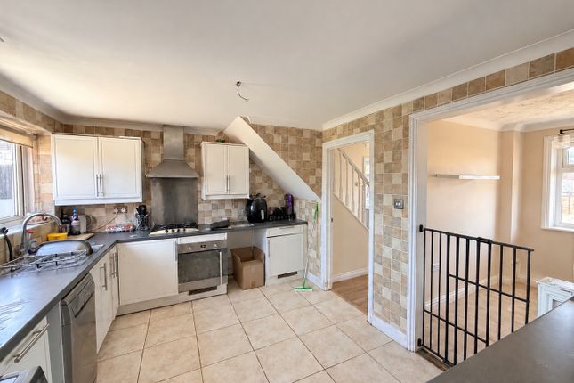 Cedar Road, Southampton photo 3
