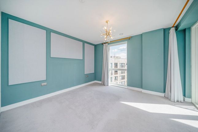 Flat 505, Suntrap Court, 52, Rookwood Way, London photo 4