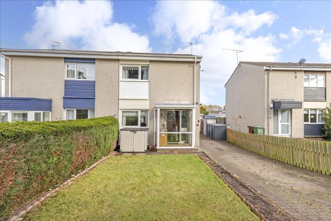 2-bed semi-detached on 32 Carlaverock Avenue, Tranent, £220,000