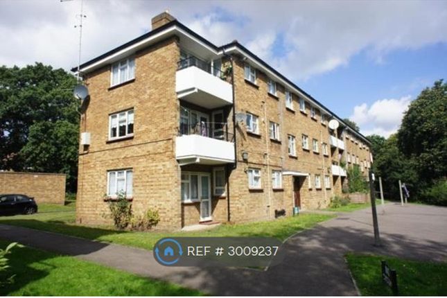 Huxley House, Hurst Lane, Abbey Wood, South East London photo 2