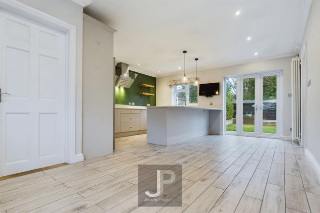 Thumbnail Semi-detached house to rent in Broomwood Gardens, Pilgrims Hatch, Brentwood