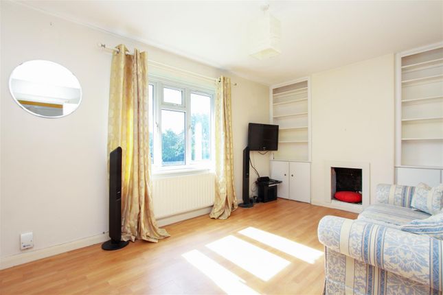Flat for sale in Second Avenue, Hayes