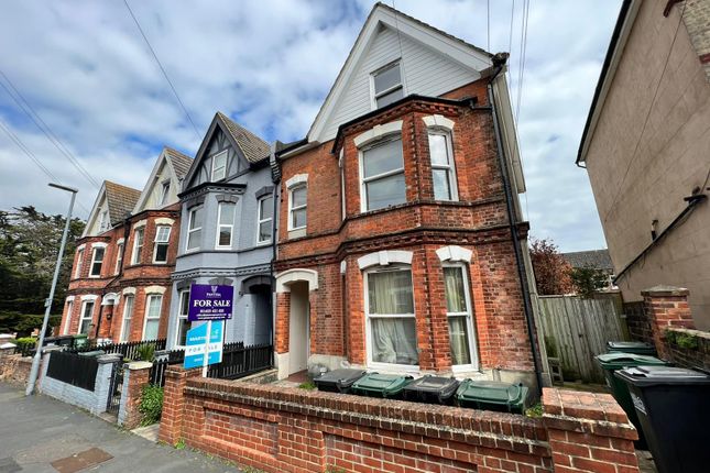 Studio for sale in Bedford Grove, Eastbourne BN21