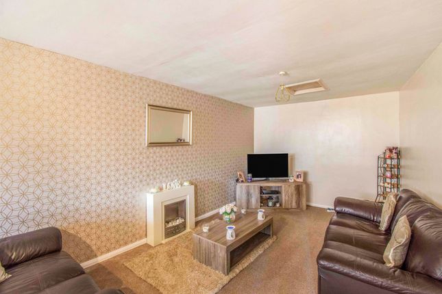 Flat for sale in Apartment, High Street, Thurnscoe, Rotherham