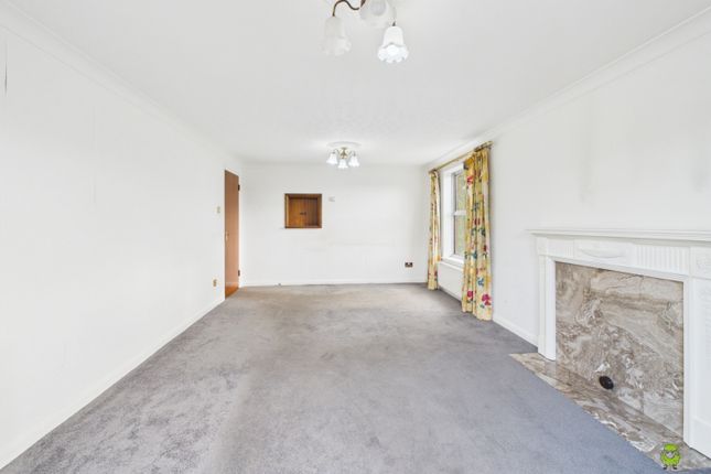 Chilterns, 11 Chislehurst Road, Sidcup photo 3