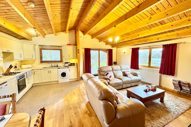 Cygnet Lodge, 7 Duck Lake, Sleaford Road, Tattershall photo 3