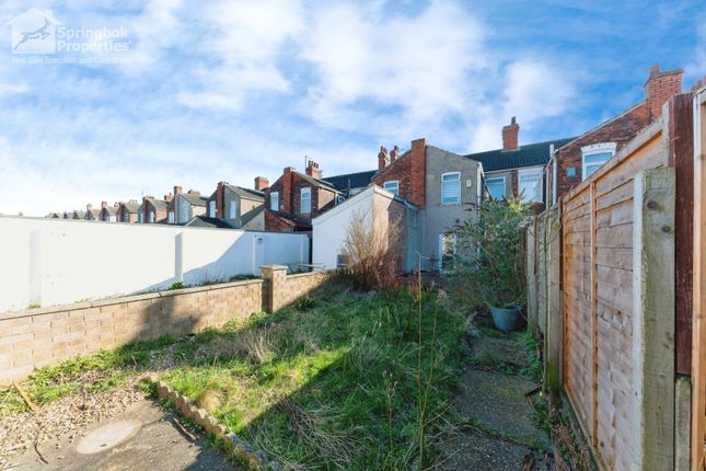 Terraced house for sale in Elliston Street, Cleethorpes, Lincolnshire